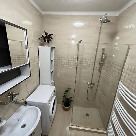 Apartment, Sun Terrace, Privat Parking, 7 Minutes Walk To The Center