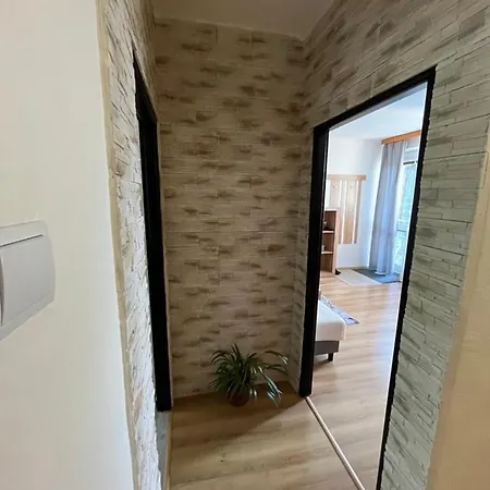 Daire Apartment, Sun Terrace, Privat Parking